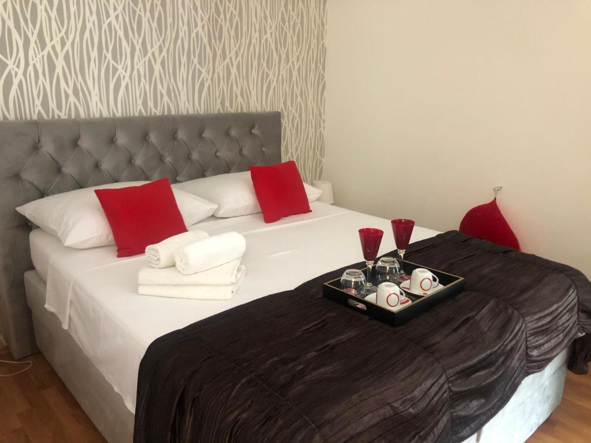 Apartments And Room Adriatic Blue Дубровник Екстериор снимка