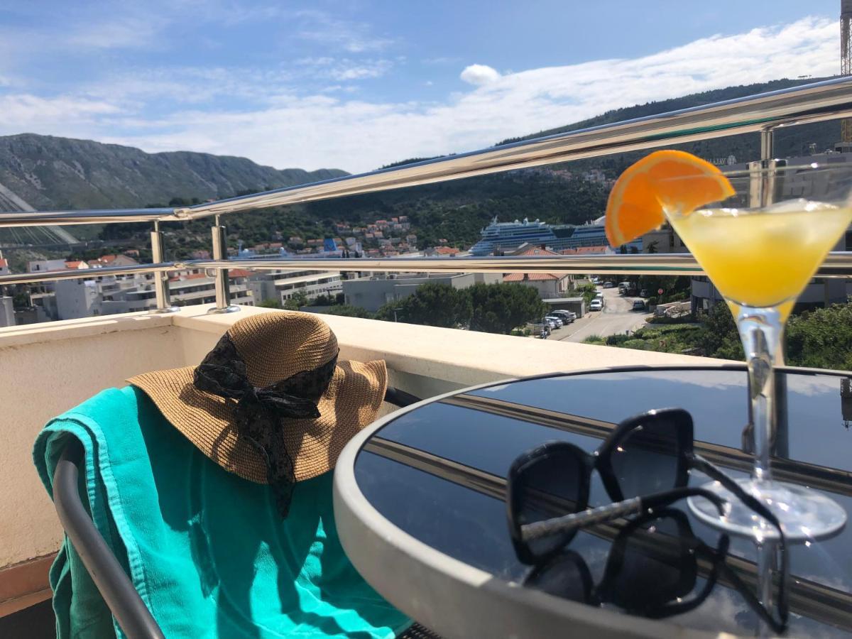 Apartments And Room Adriatic Blue Дубровник Екстериор снимка
