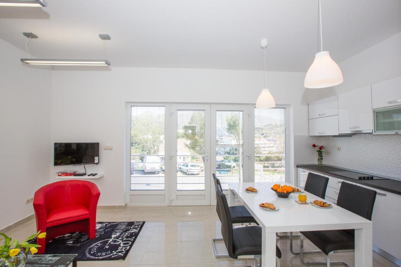 Apartments And Room Adriatic Blue Дубровник Екстериор снимка